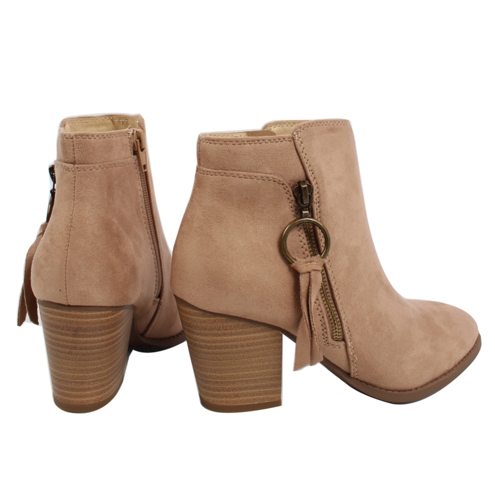 Size 6.5 Dark Wheat Zipper Stacked Heel Ankle Boot - Picture 4 of 6